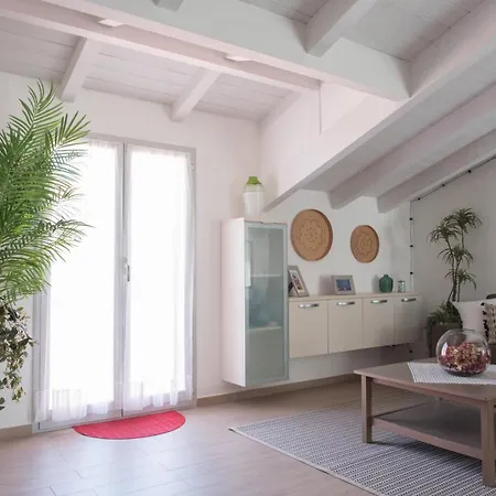 Dante 8 Apartment Loano