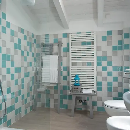 Dante 8 Apartment Loano